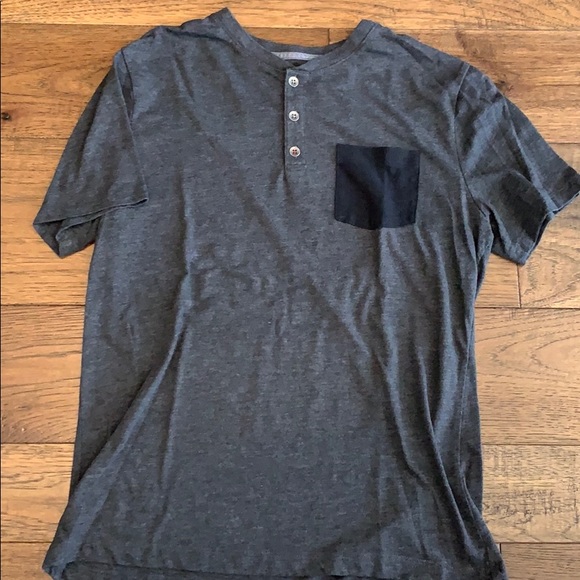 Banana Republic Men's Short Sleeve Henley Tee M
